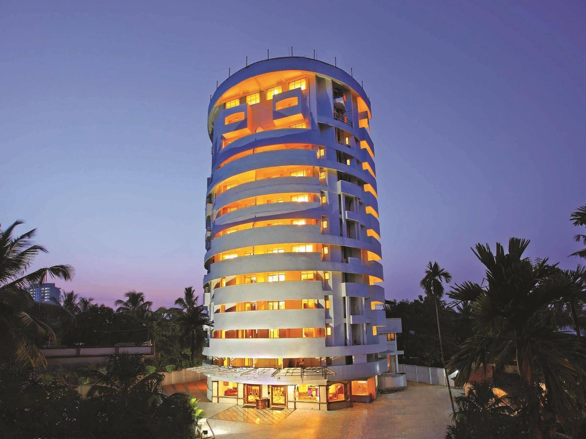 Emarald Hotel Cochin Kochi Ngoại thất bức ảnh